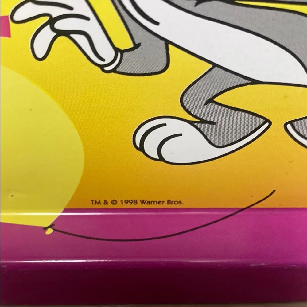 Rolling tray metal vintage looney tunes Warner Bros party size flower roller
